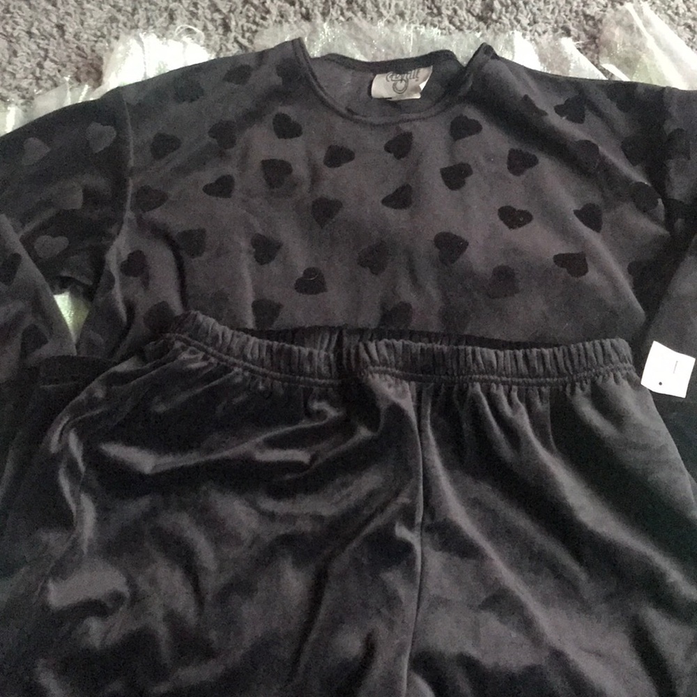 Faux velvet pants suit